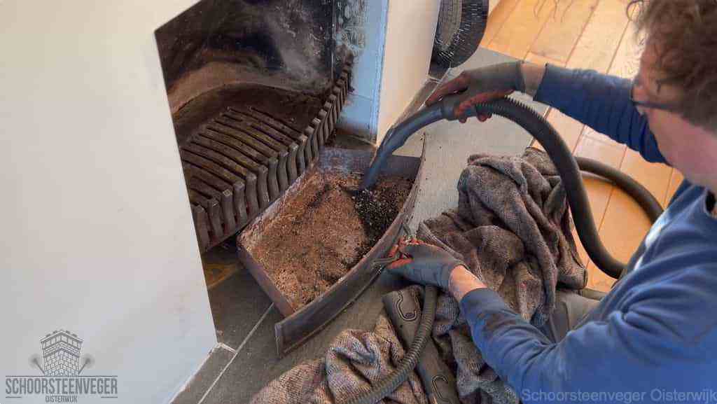 Prijs schoorsteenvegen Oisterwijk schouw reinigen Prijs schoorsteenvegen Oisterwijk schouw reinigen